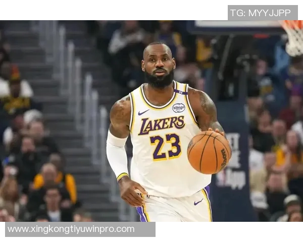 詹姆斯团队呼吁湖人谨慎安排出场时间他将缺席季前赛首战 詹姆斯团队呼吁湖人谨慎安排出场时间他将缺席季前赛首战