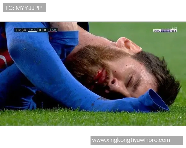 梅西挺身而出对抗肘击事件教育阿根廷老乡维护比赛公正