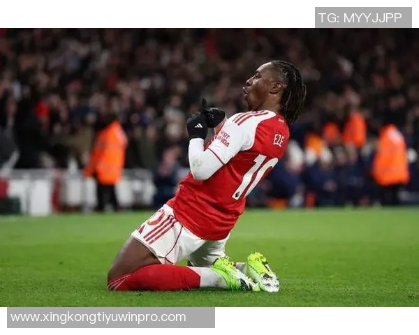 热刺主场放歌引争议阿森纳球迷创作人或将索赔 热刺主场放歌引争议阿森纳球迷创作人或将索赔