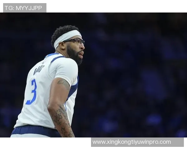 欧文与浓眉在独行侠同场时间仅25分钟令人意外的统计数据分析 欧文与浓眉在独行侠同场时间仅25分钟令人意外的统计数据分析